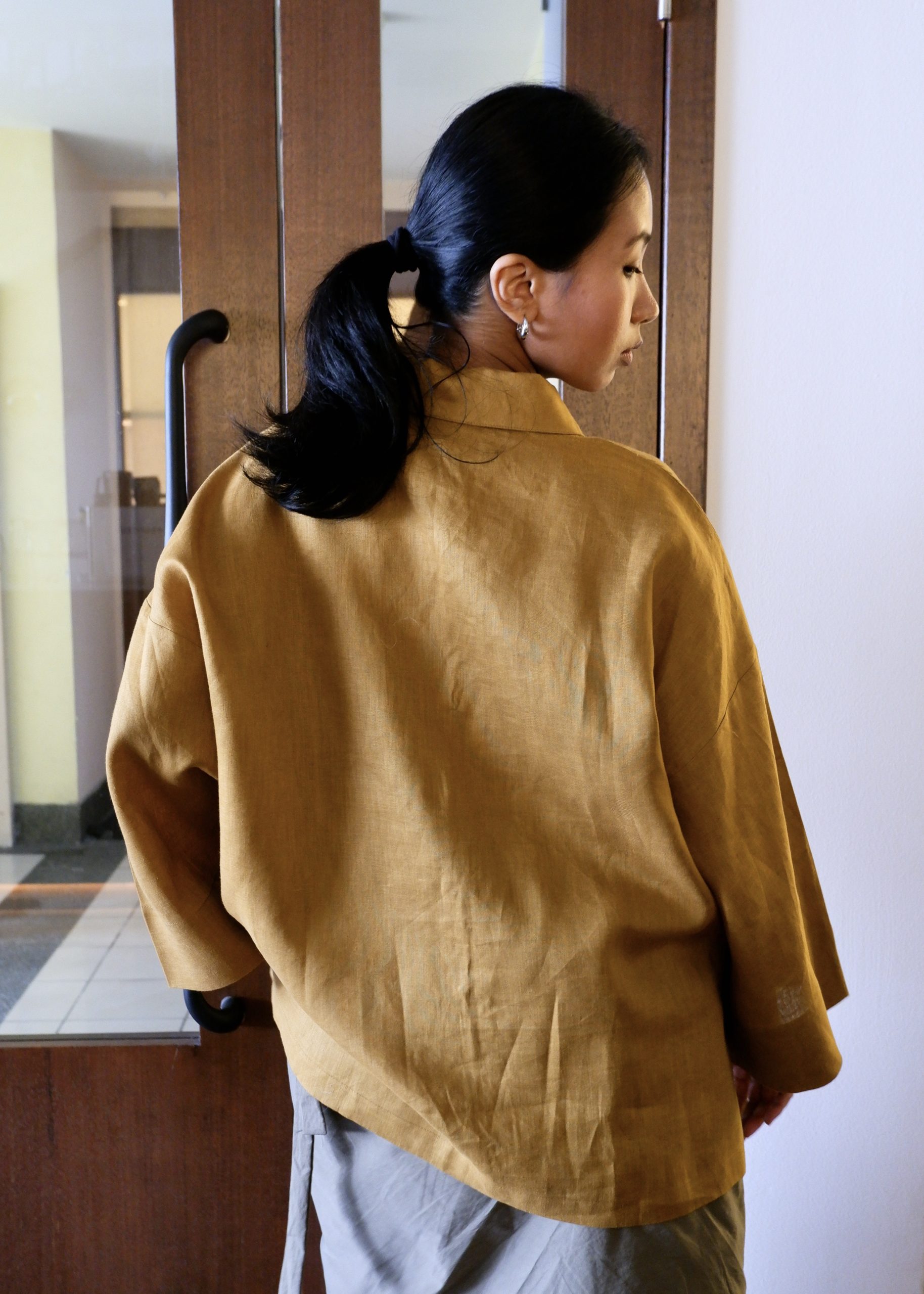 TEJA - Linen Boxy Shirt - Image 4