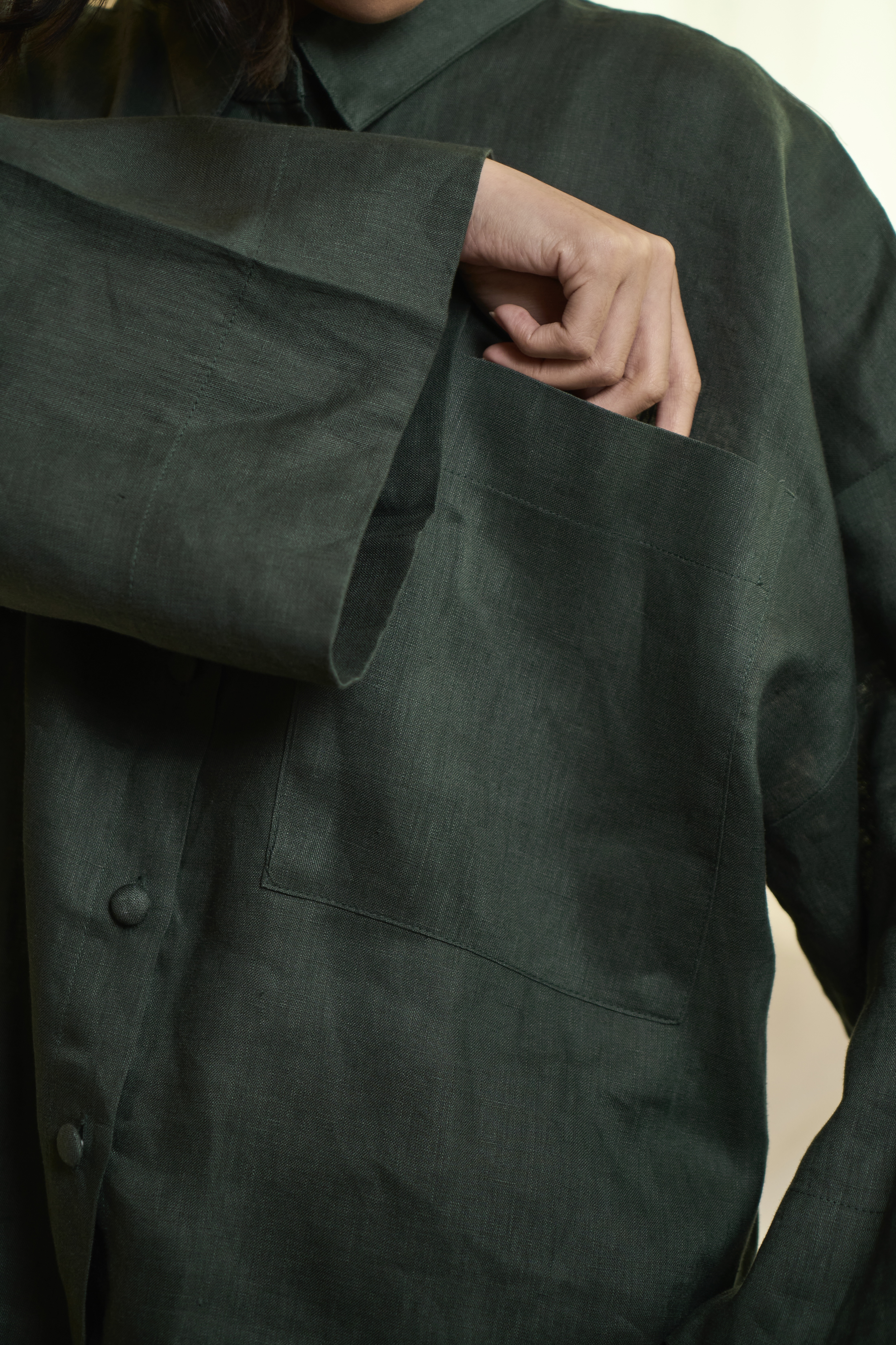 TEJA - Linen Boxy Shirt - Image 9