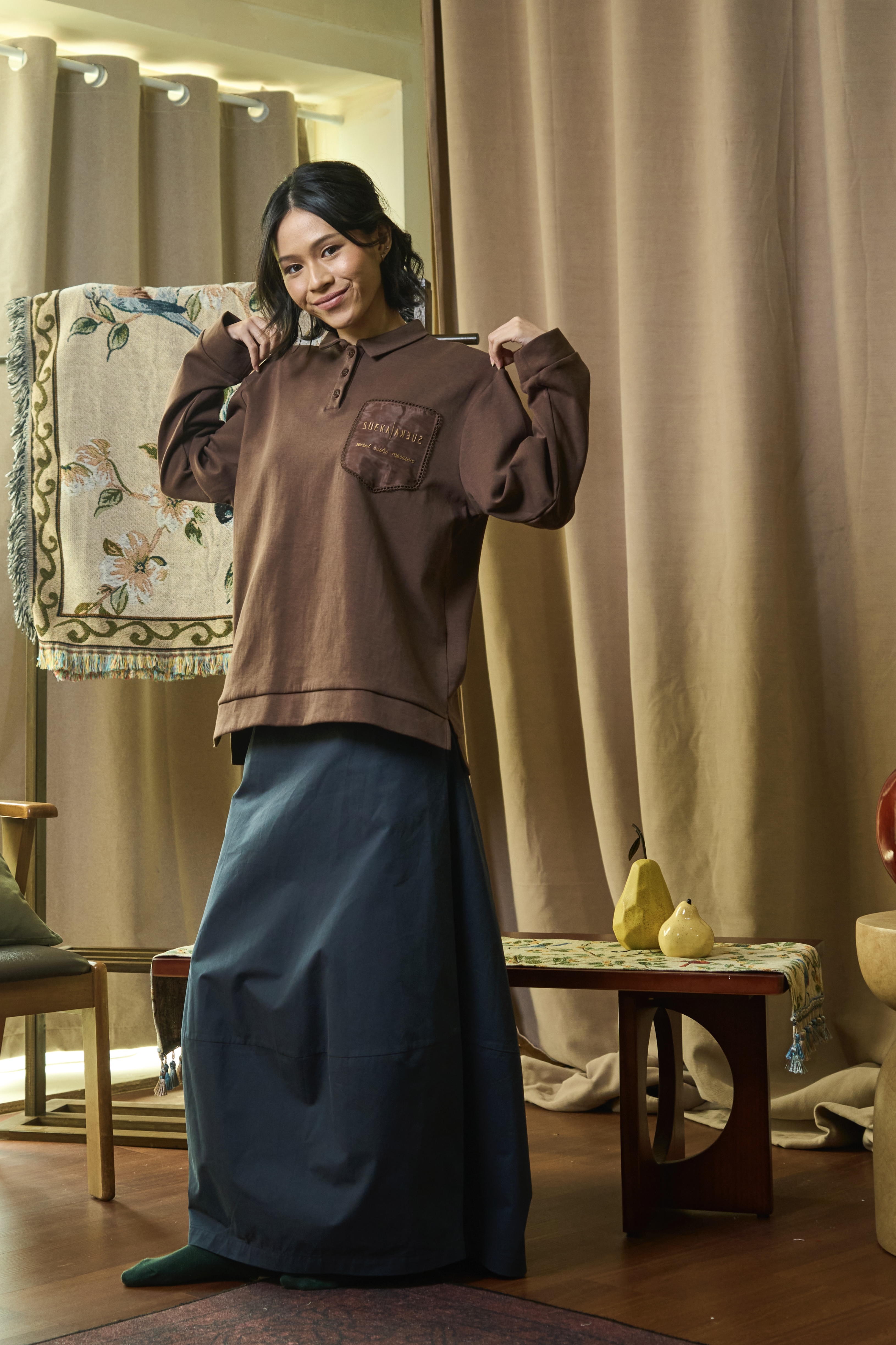 Kindred-Sheer Pocket Tee - Image 11
