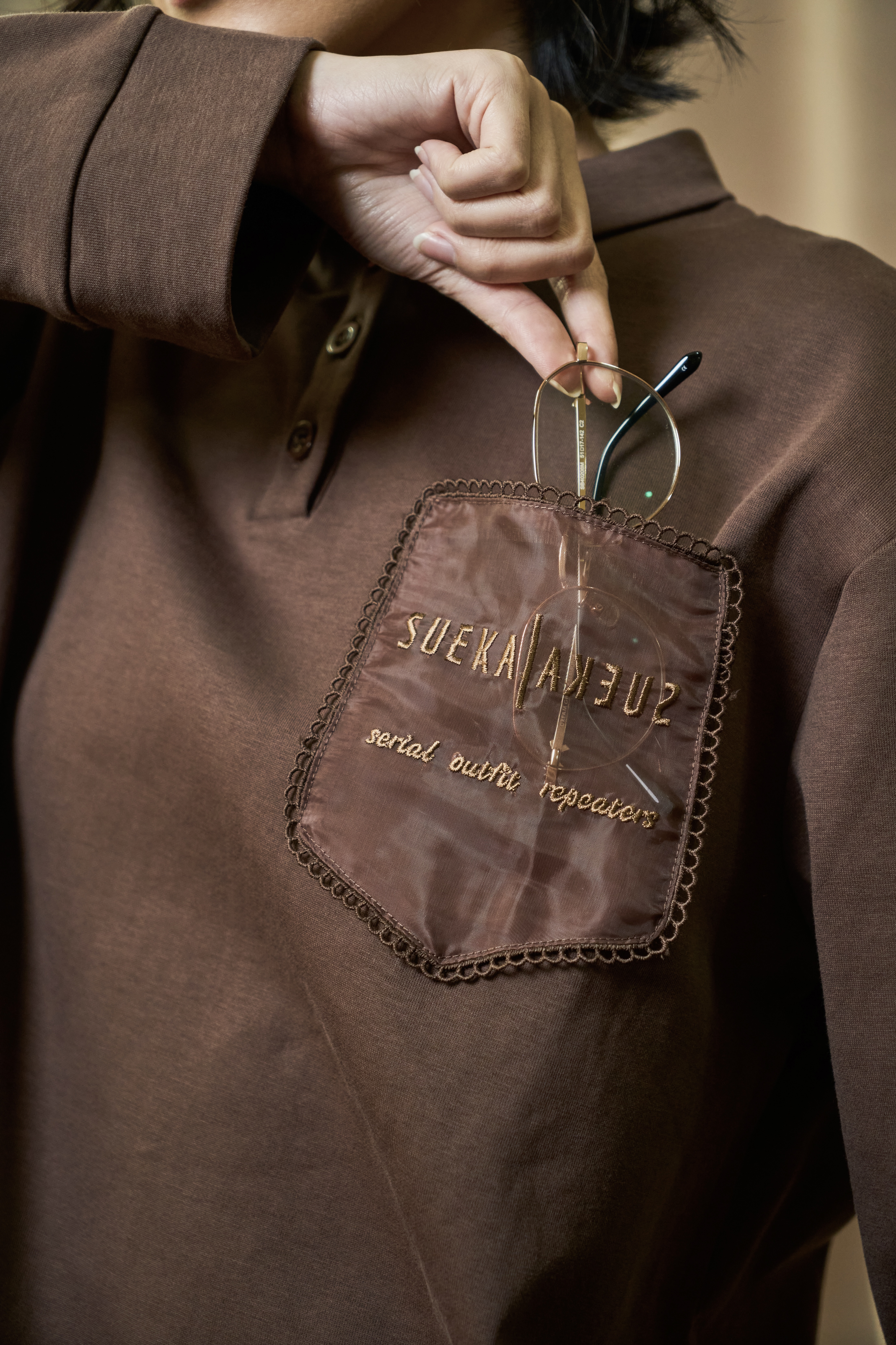 Kindred-Sheer Pocket Tee - Image 18
